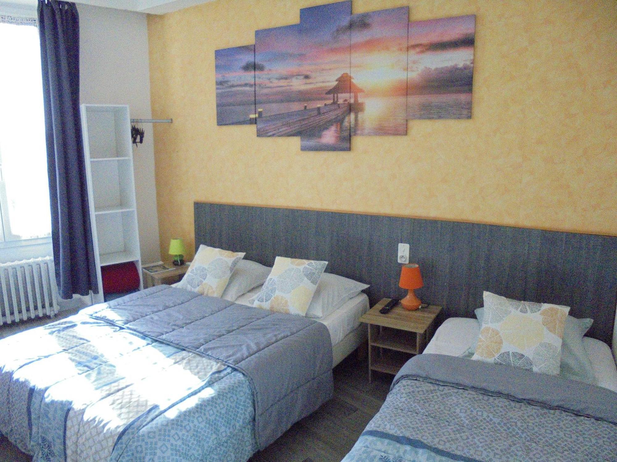Hotel De La Gare Montluçon Zewnętrze zdjęcie